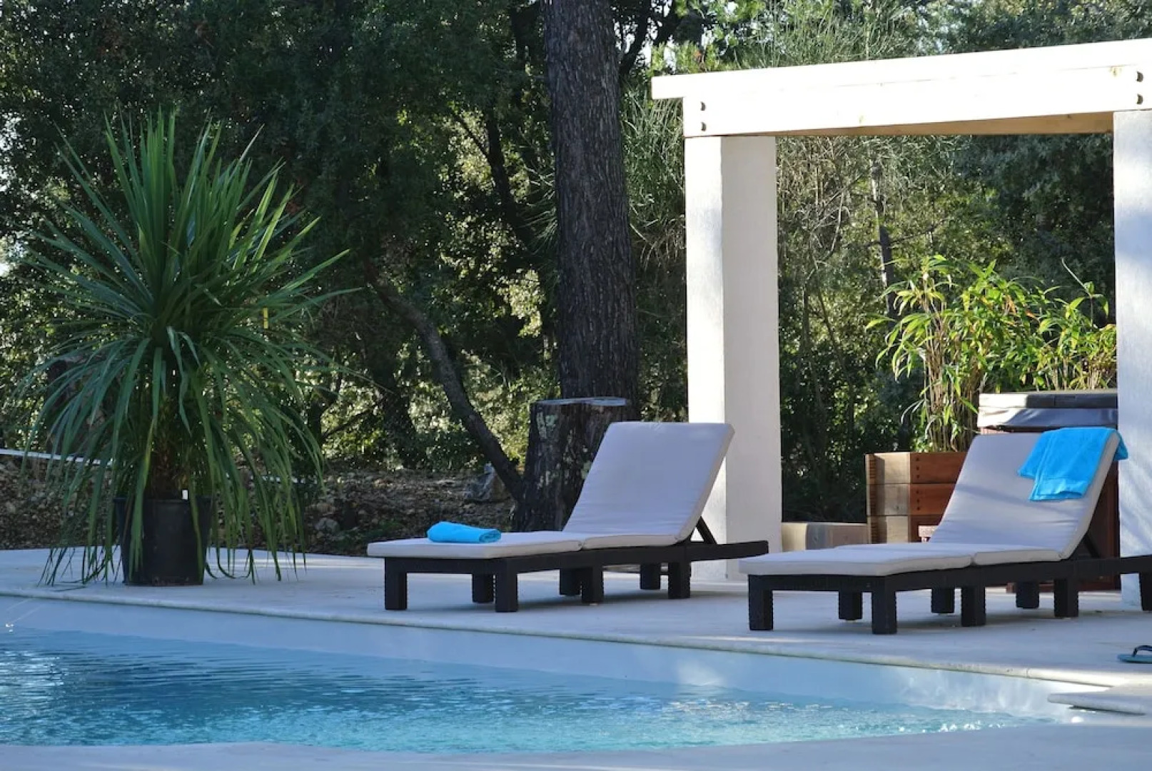 La Maison Des "Bois"