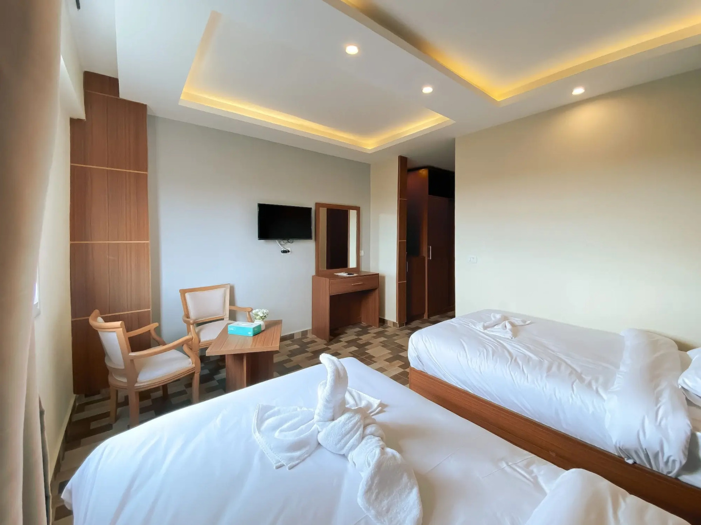 Nine Pyramids View Hotel