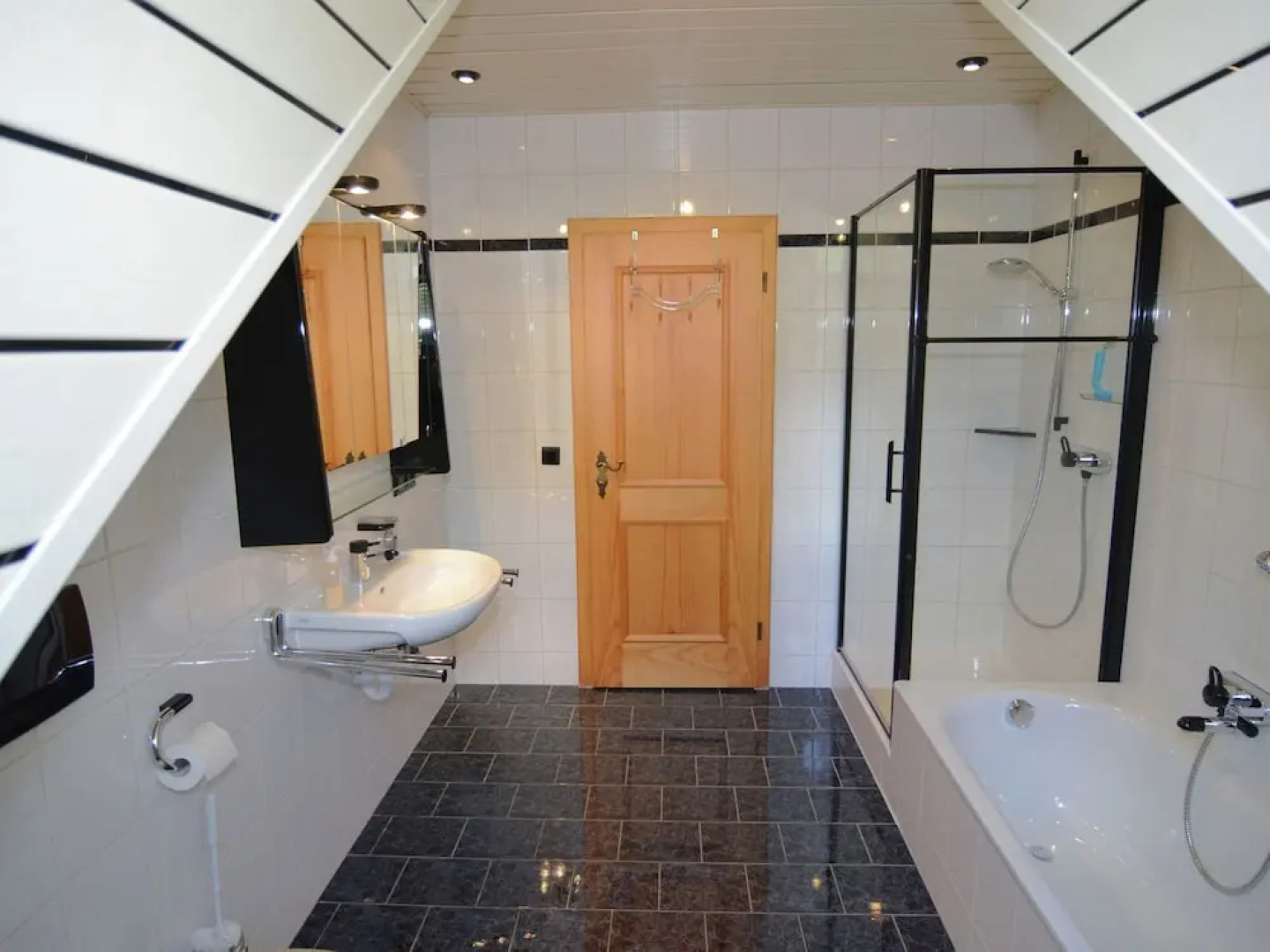 Homely Apartment with BBQ in Riedenburg Prunn near Forest