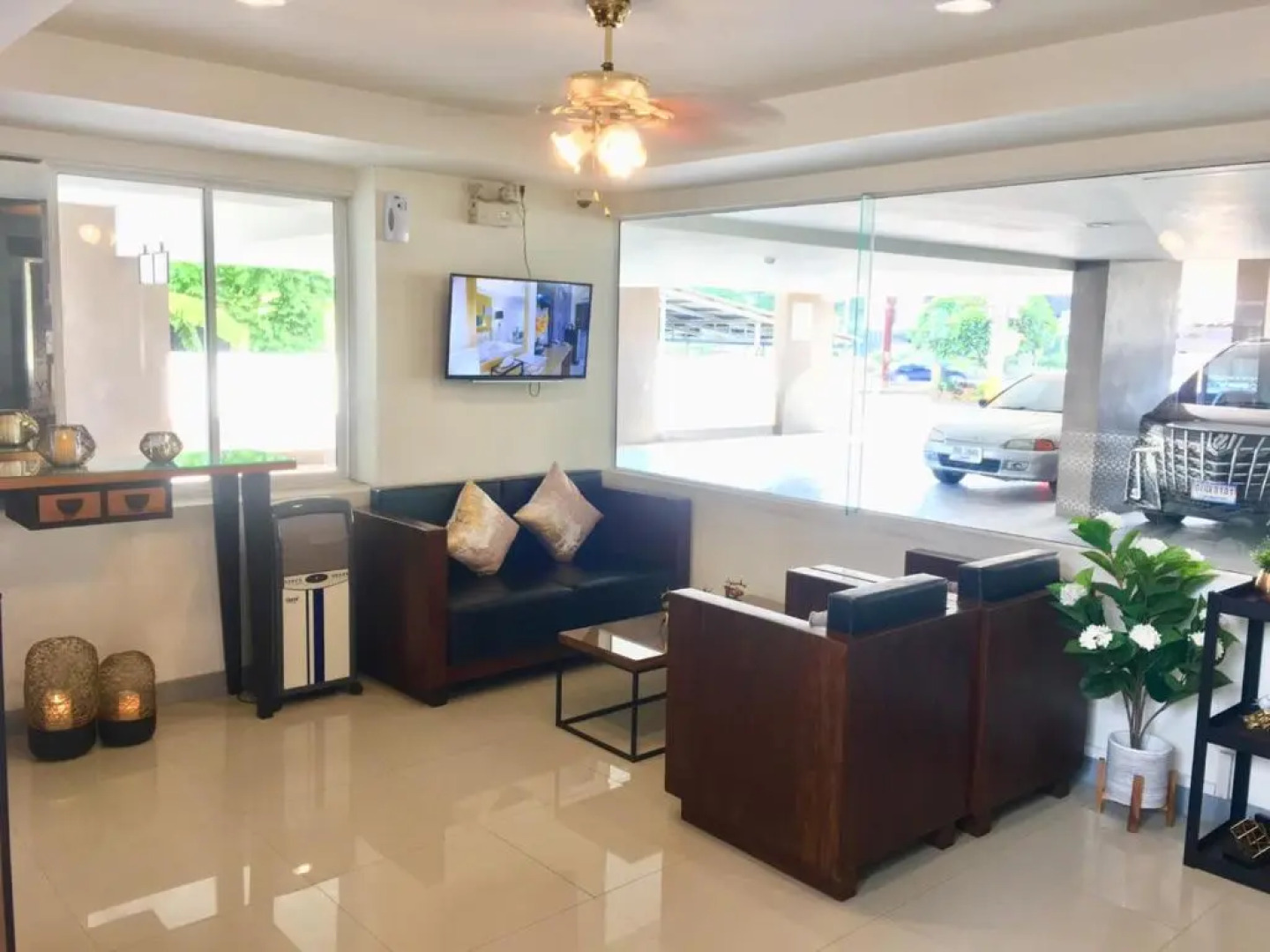 The Greenery Central Suites