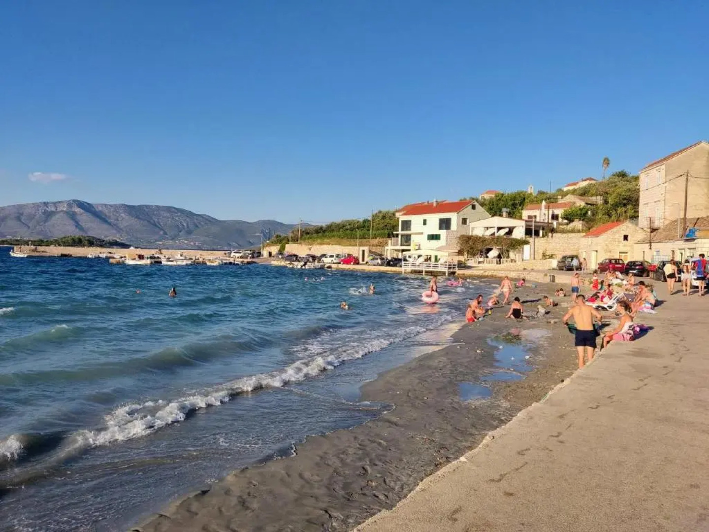 Lumbarda Resort Apartman F2 A2+3 za obitelji s djecom