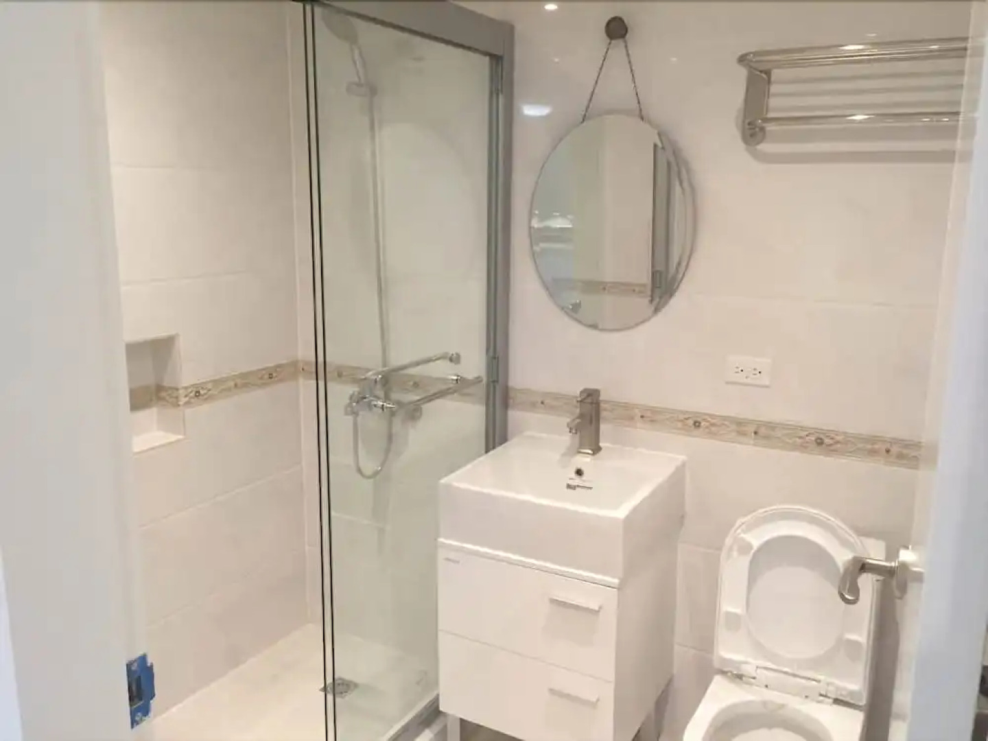 Pia Marine Condominium