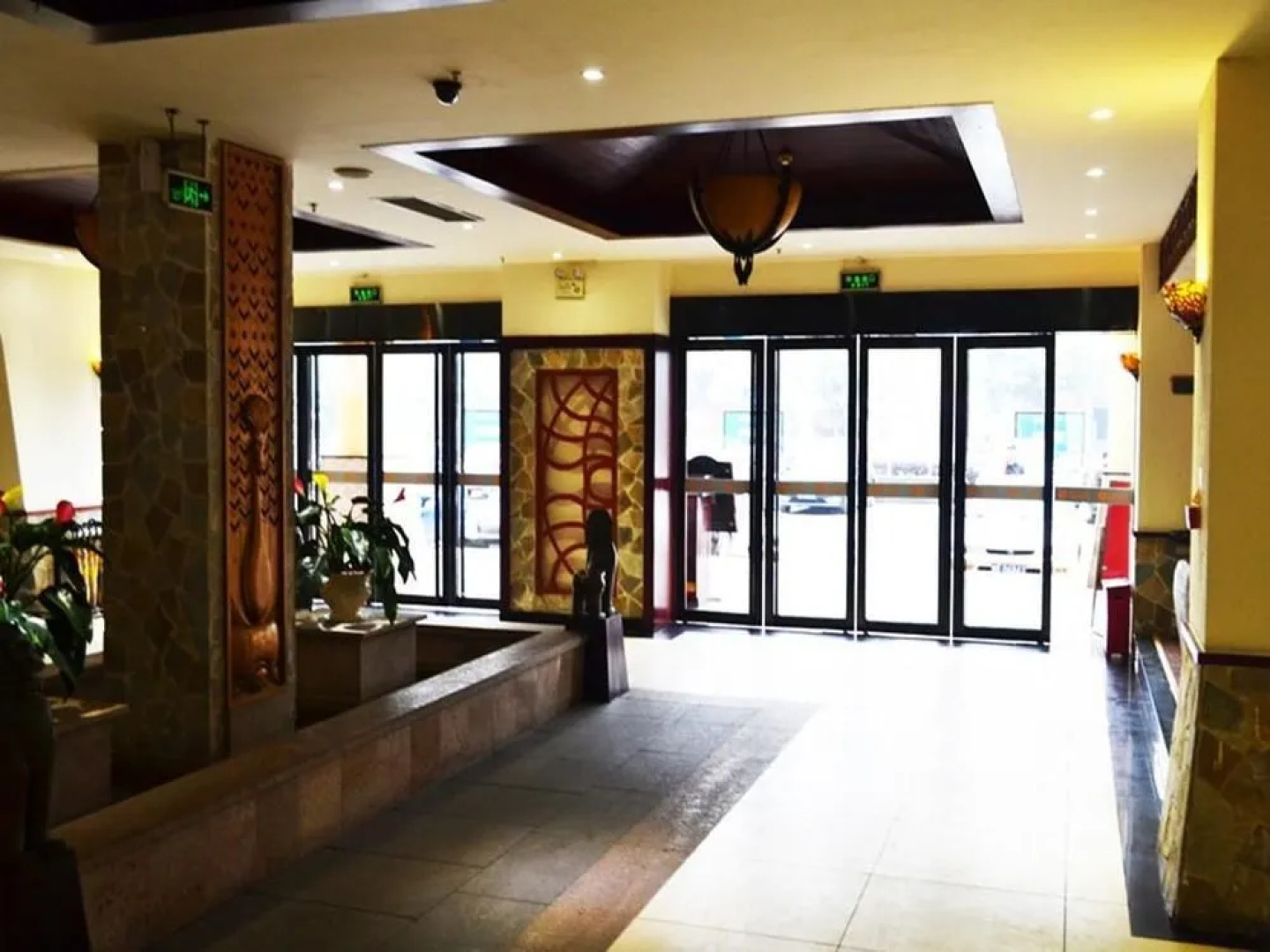 Yeste Hotel Nanning Jinhu Square