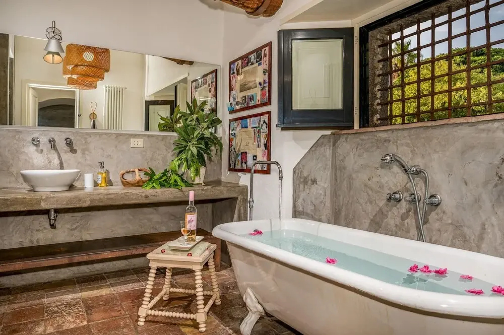 Linera 10 Emma Villas