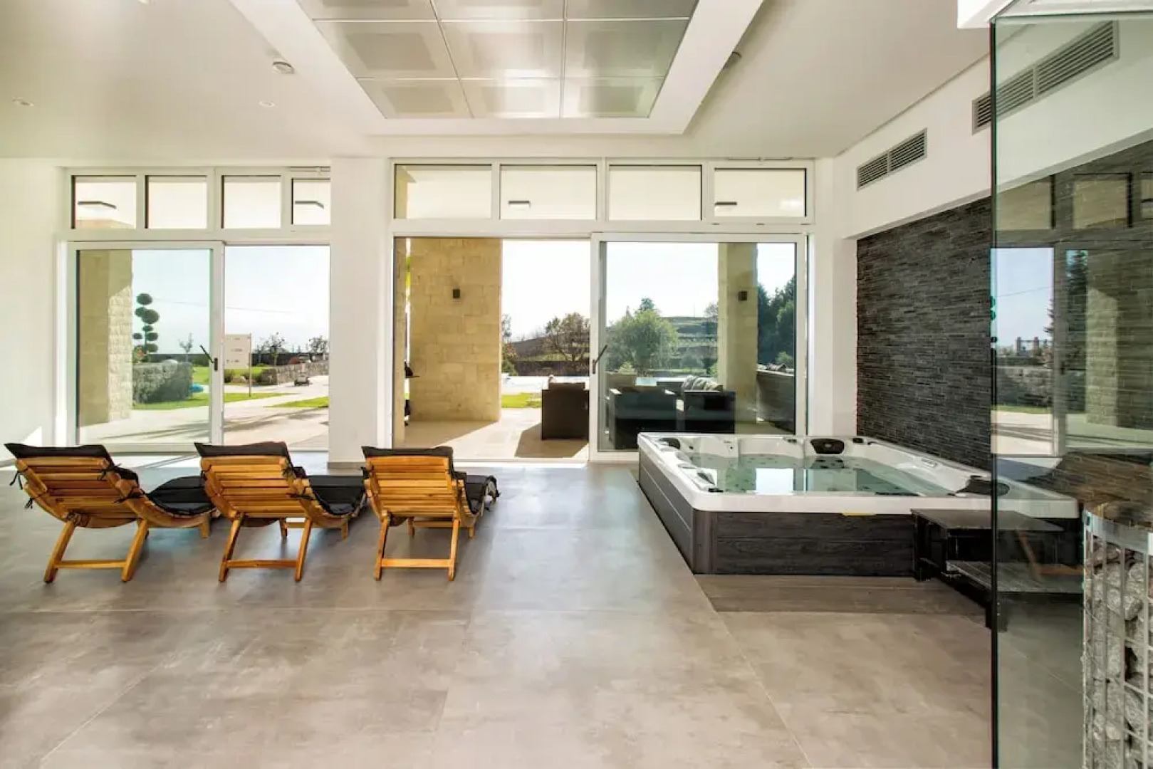 Villa Rita Pool & Spa