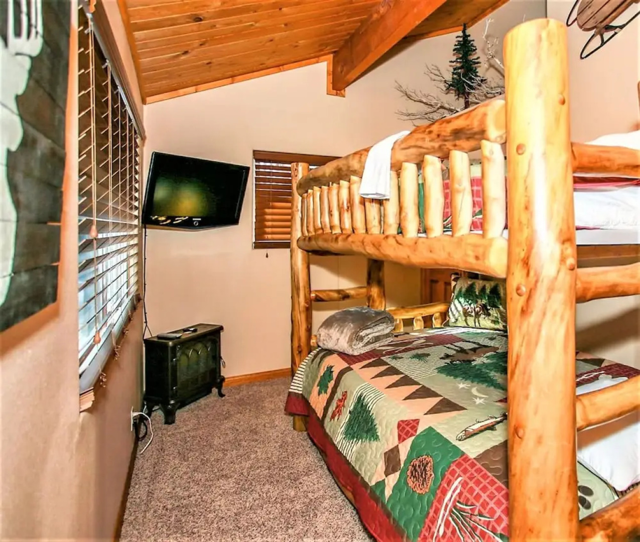 Fawnskin Pines-1844 by Big Bear Vacations