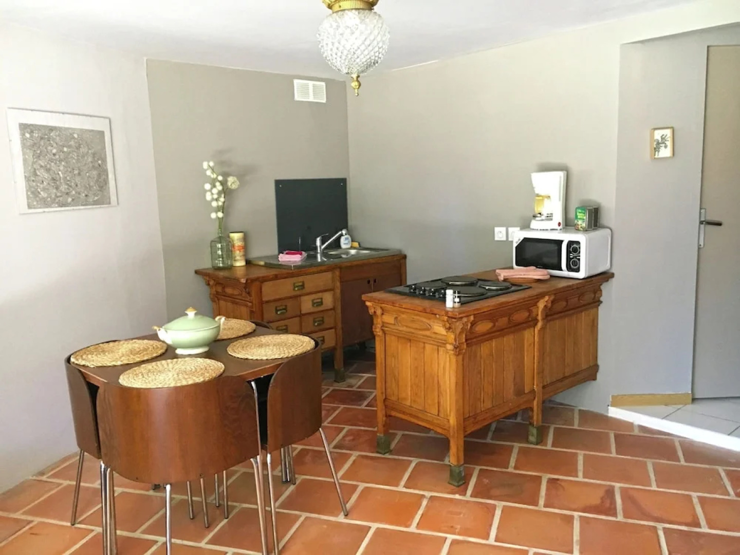 Graceful Cottage in Faucon With Terrace