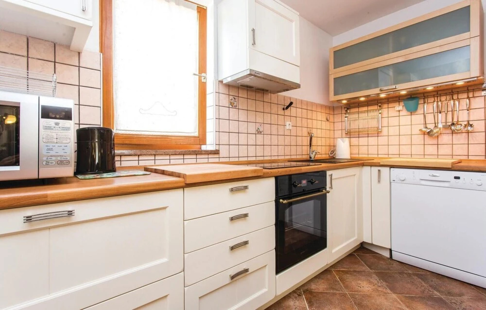 Amazing Home in Malinska With Wifi and 3 Bedrooms