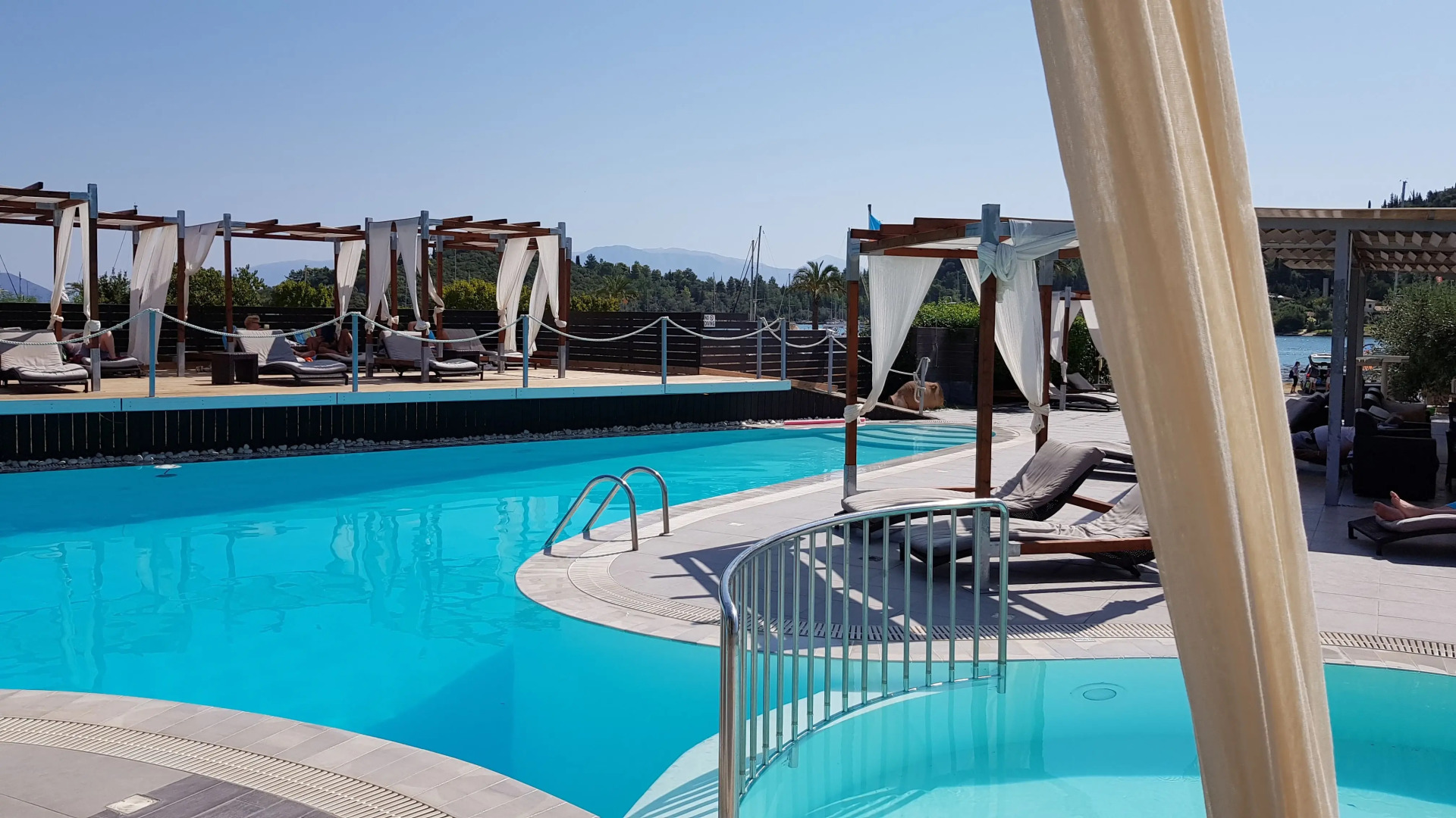 Armonia Luxury Hotel