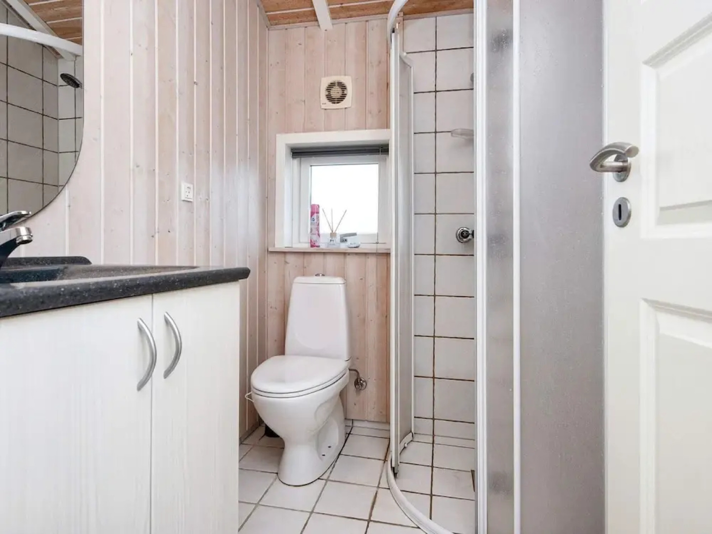 6 Person Holiday Home in Borkop