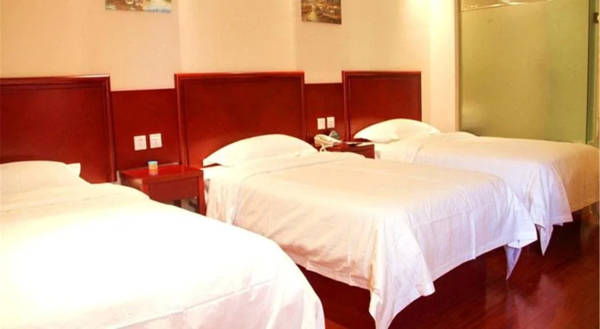 GreenTree Inn Xingtai Railway Station Business Hotel