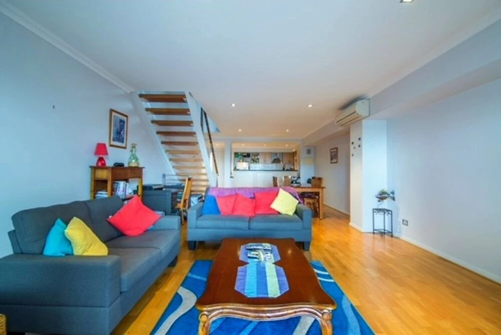 Spacious Apartment with Sea Views