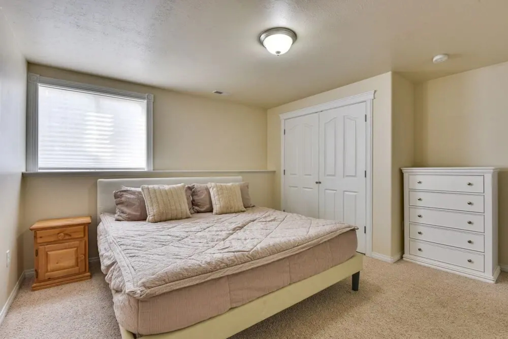 Layton Home w/ Pool + Hot Tub, 23 Mi to Snowbasin!