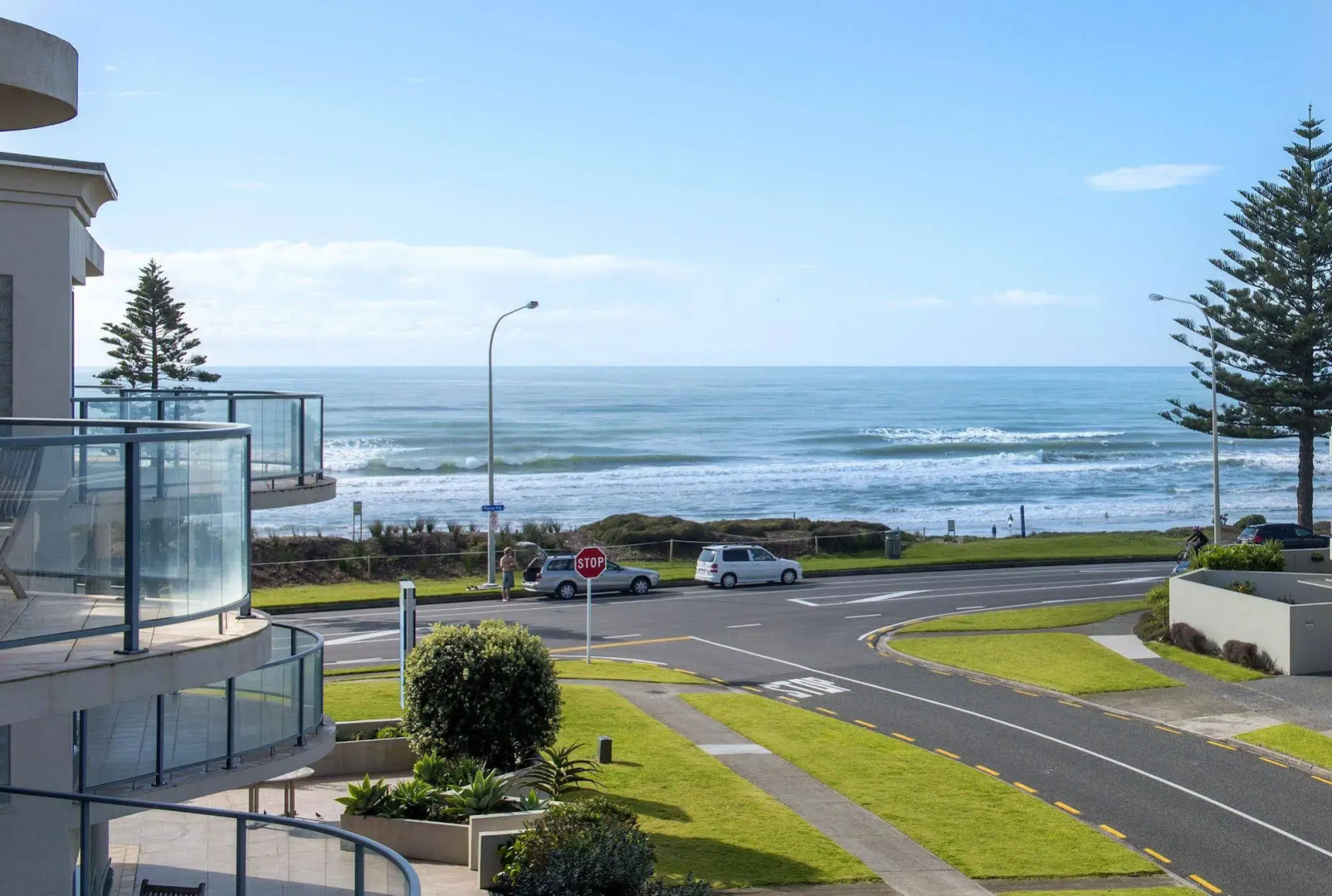 The Reef Beachfront Apartments