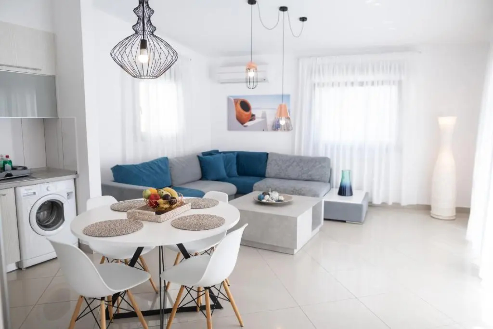 Aelia Apartments