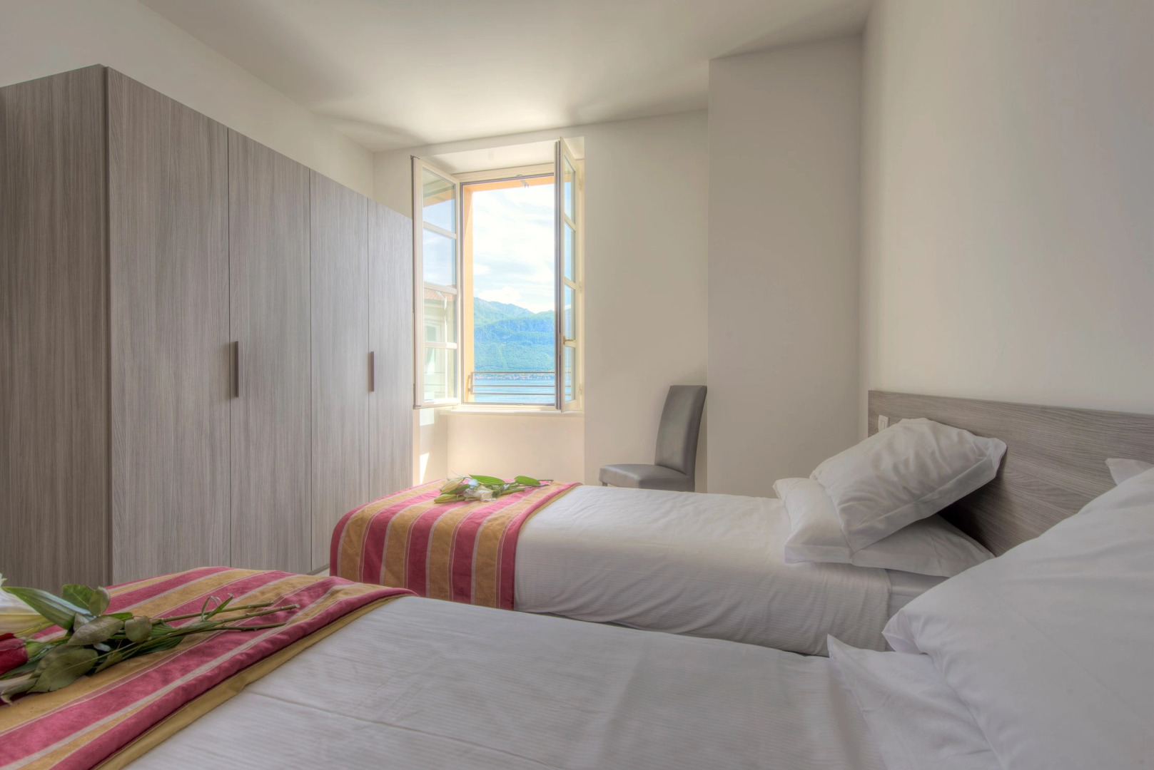 Apt. Luxury Britannia