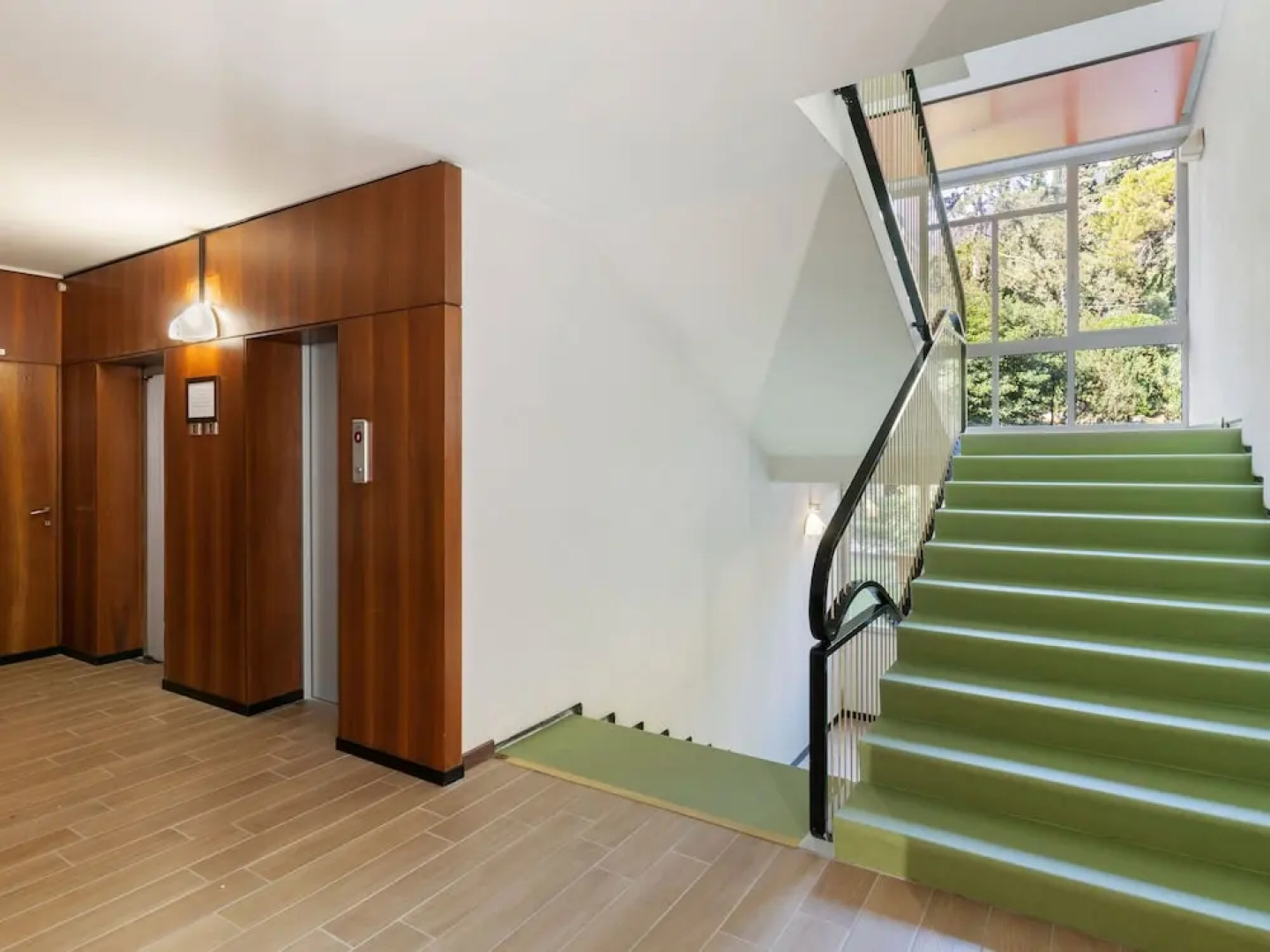 Pleasant Holiday Home in Gardone Riviera With Swimming Pool