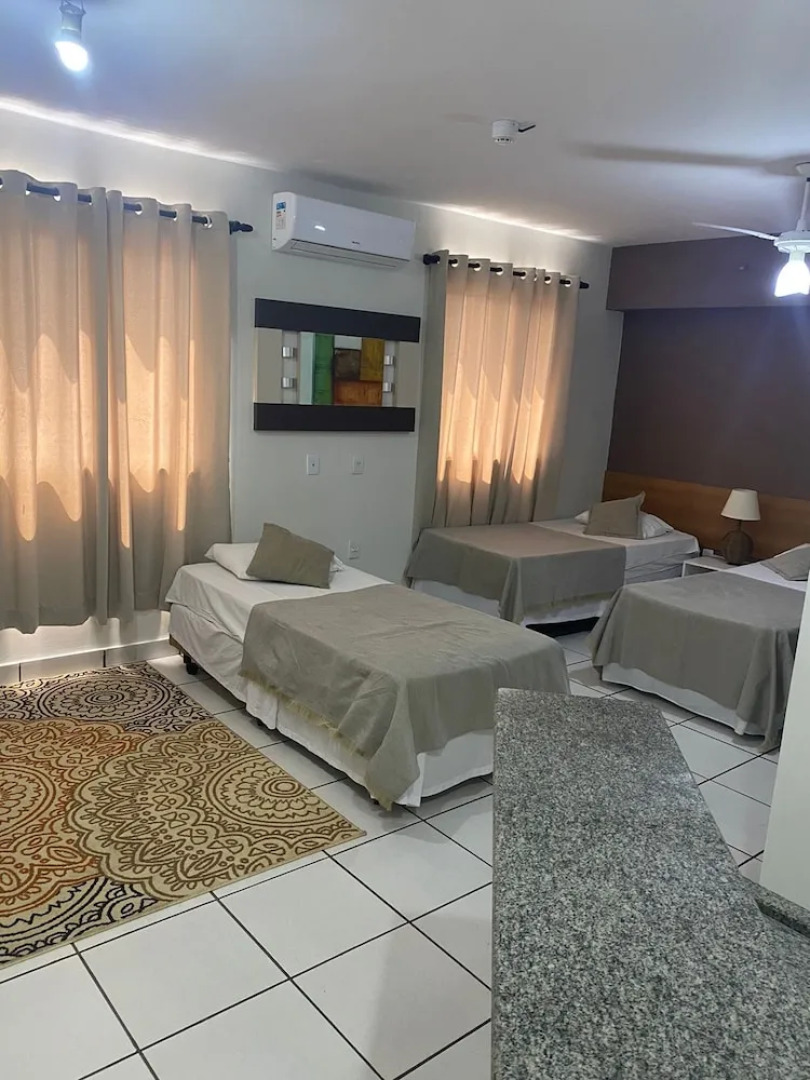 Saint James Palace Hotel