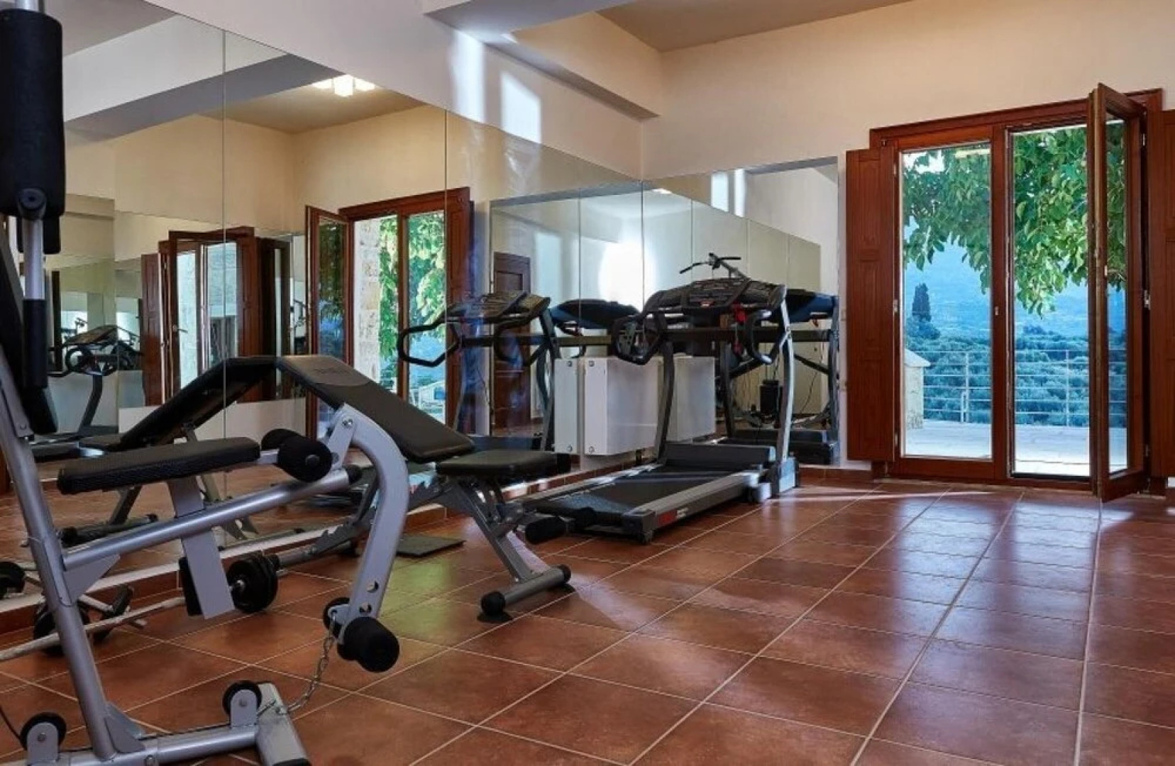 Luxury Crete Villa Villa Malvazia Beautiful 4 Bedroom Villa Private Pool Gym Keramoutsiou