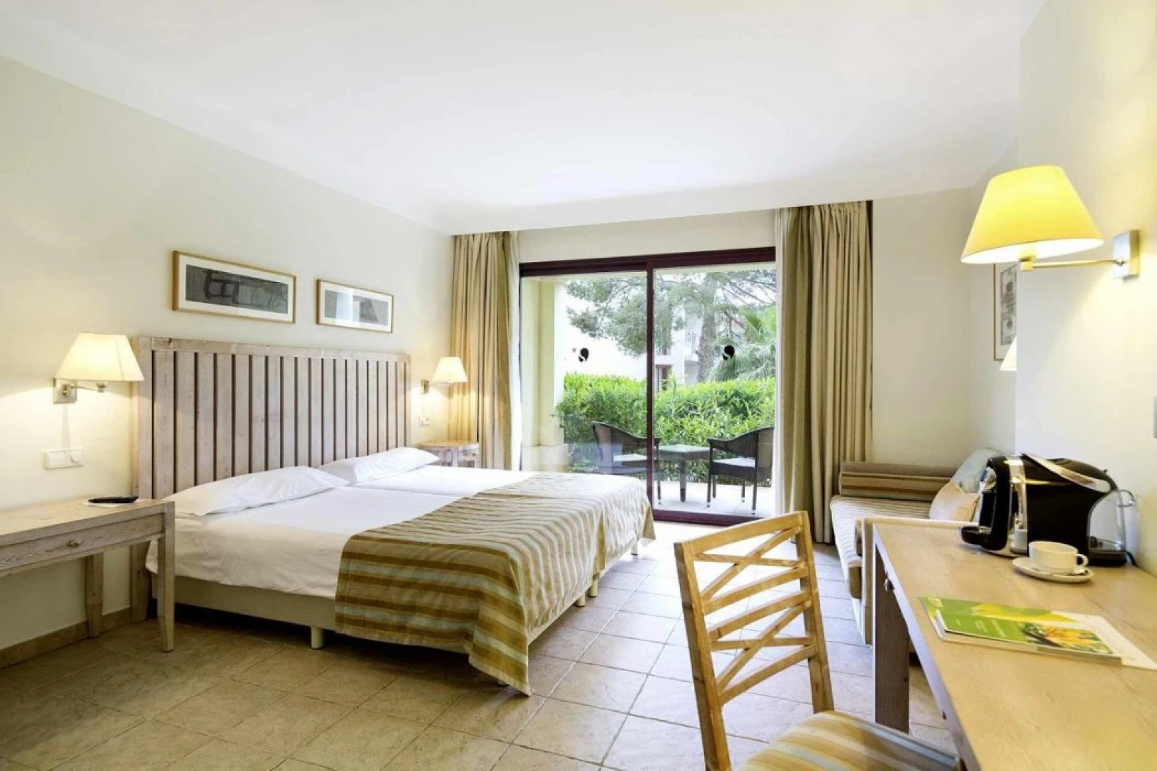 Robinson Cala Serena