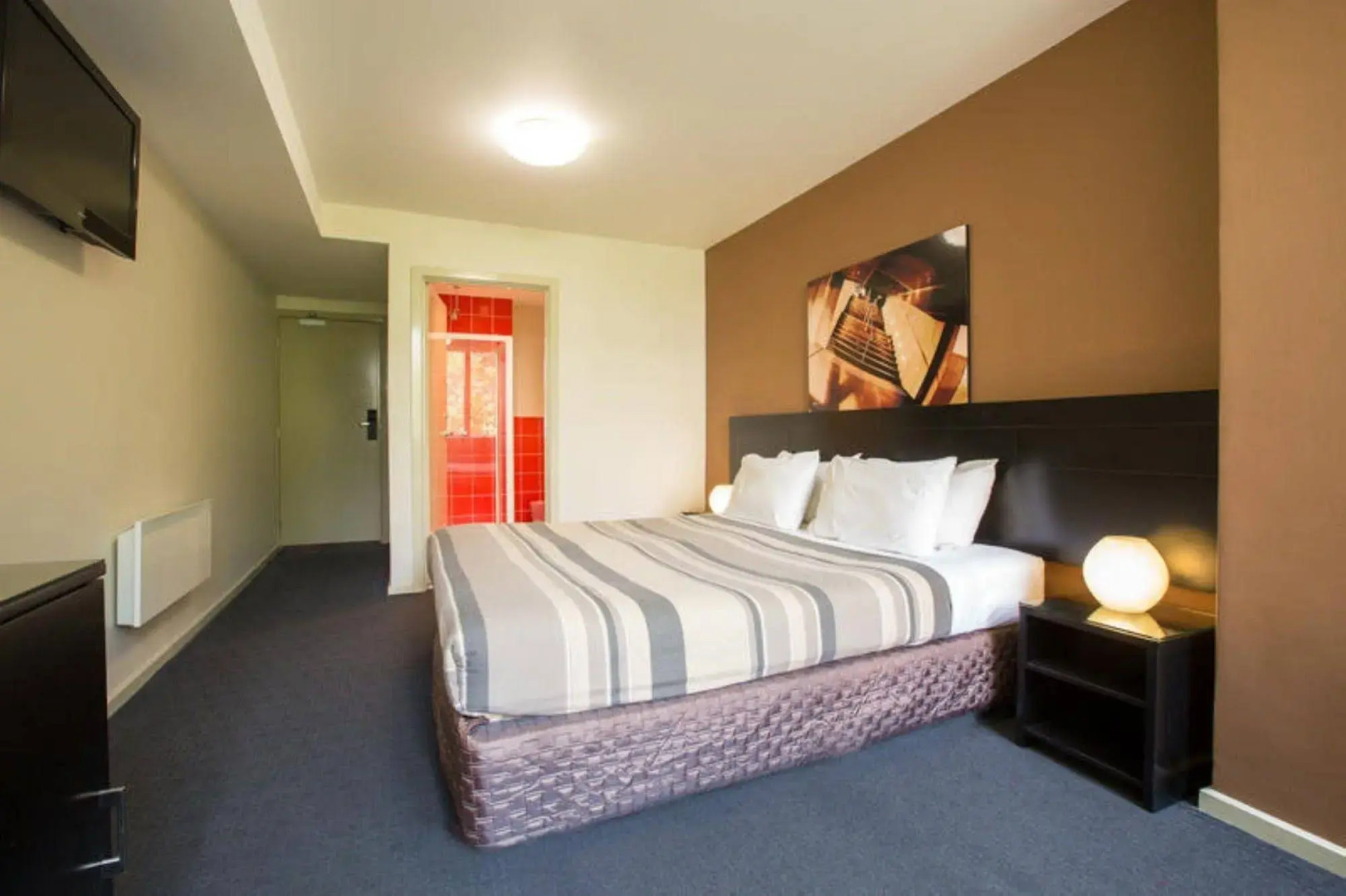 Nomads Melbourne Backpackers