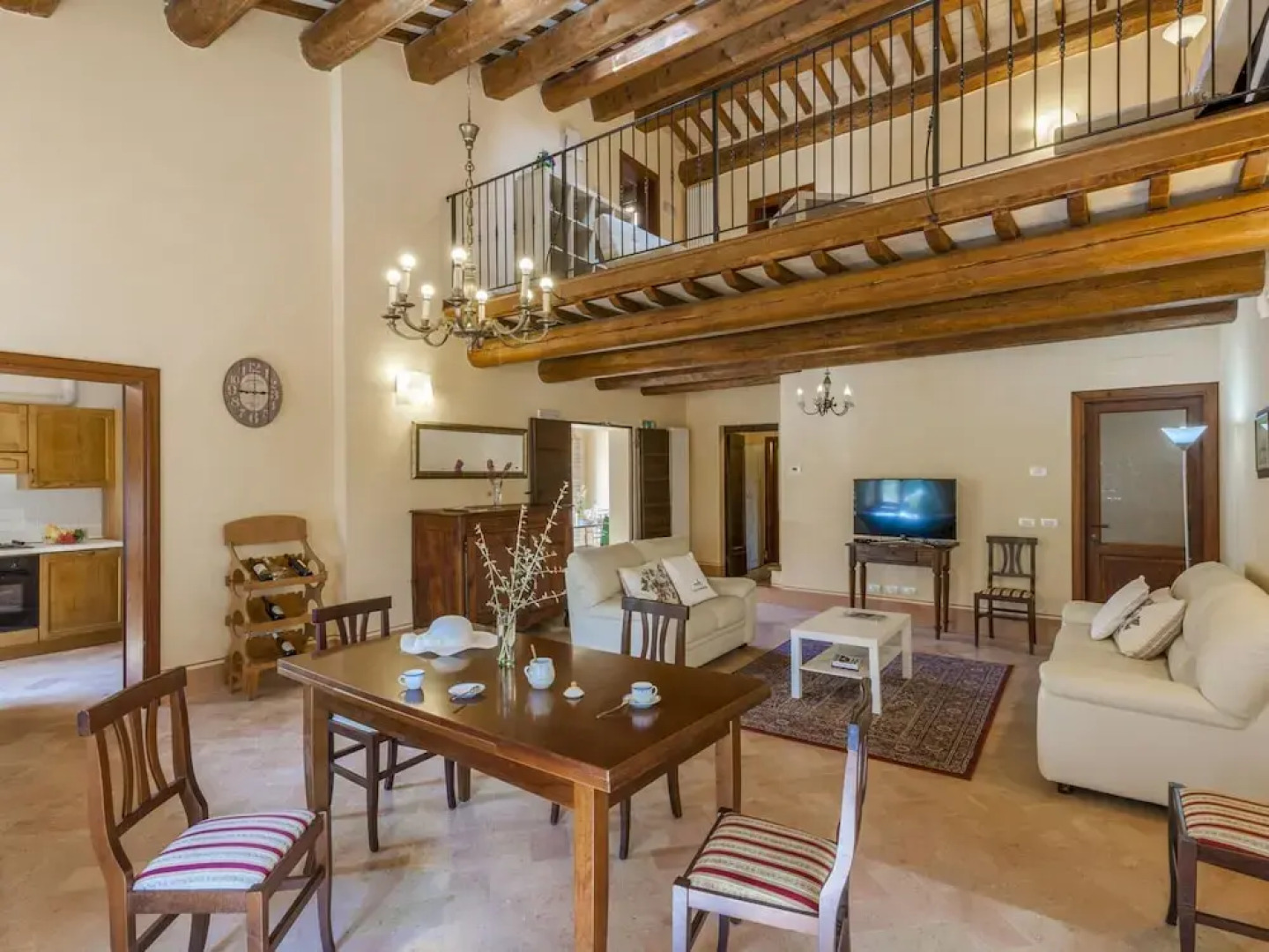 Beautiful Villa in Belforte All'isauro With Swimming Pool