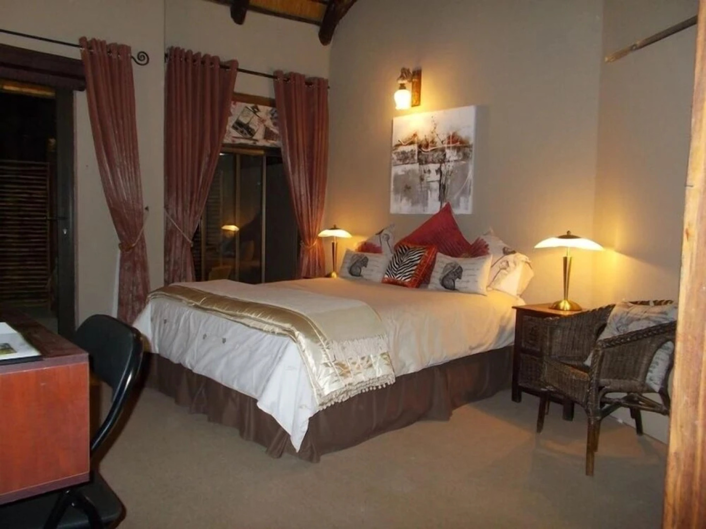 The Rest Zebra Lodge