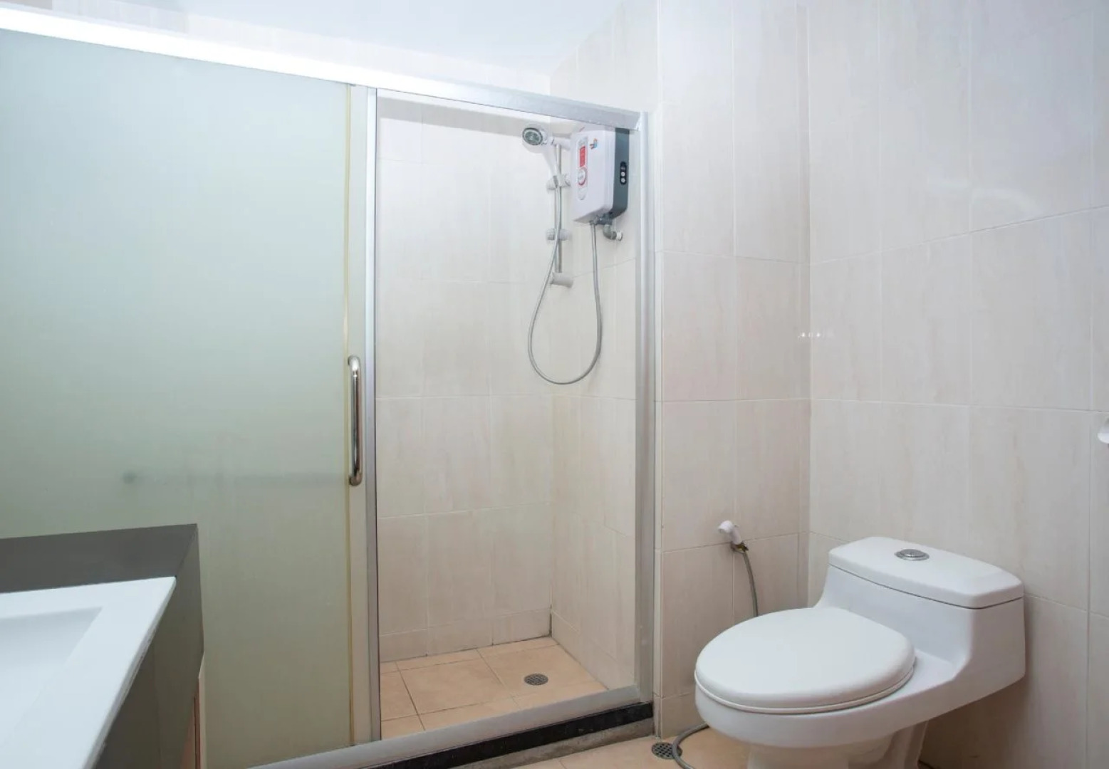 OYO 89619 De Choice Hotel