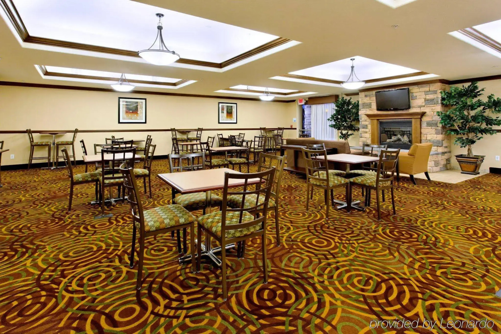 Holiday Inn Express Hotel & Suites FRESNO NORTHWEST-HERNDON by IHG