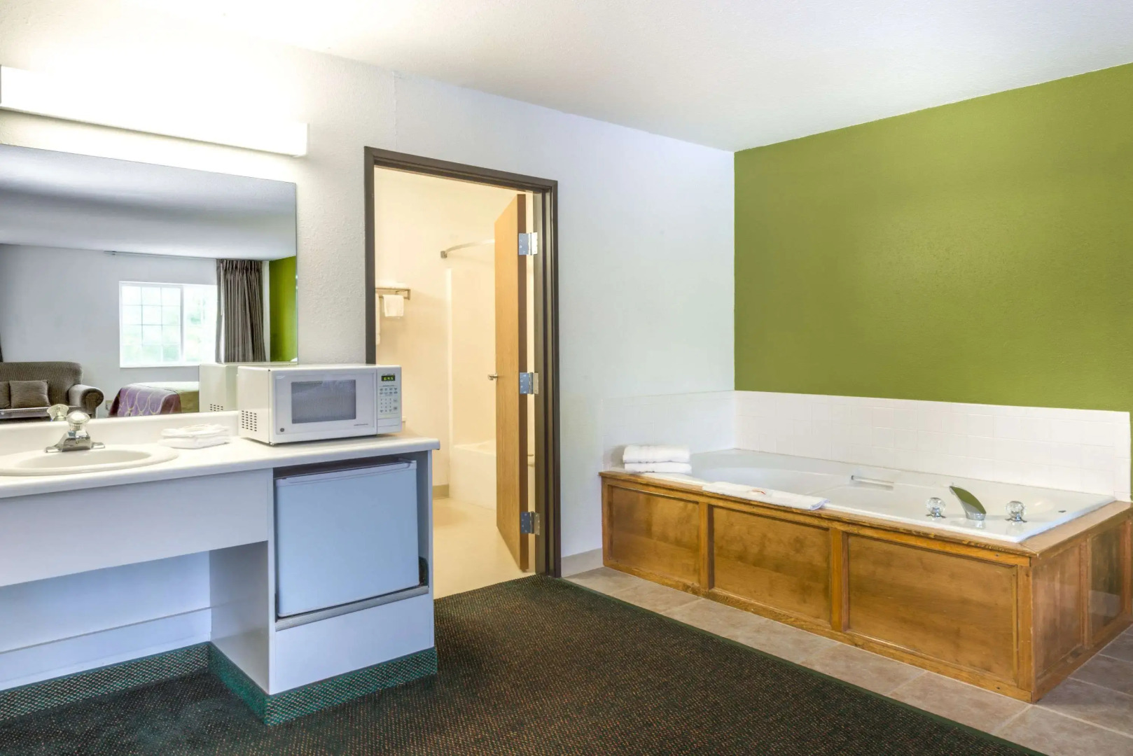 Super 8 by Wyndham De Soto