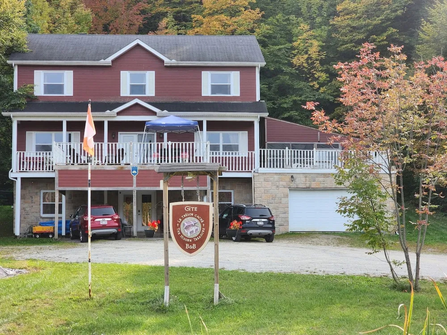 The Hidden Treasure - Le Trésor Caché