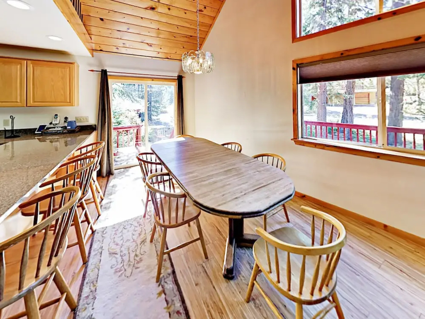 892 Evergreen Way Home 4 Bedrooms 2.5 Bathrooms Home