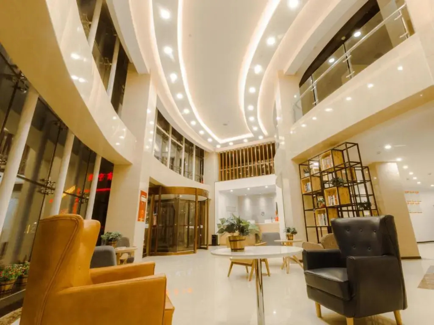 7Days Premium Shandan Center Plaza Branch