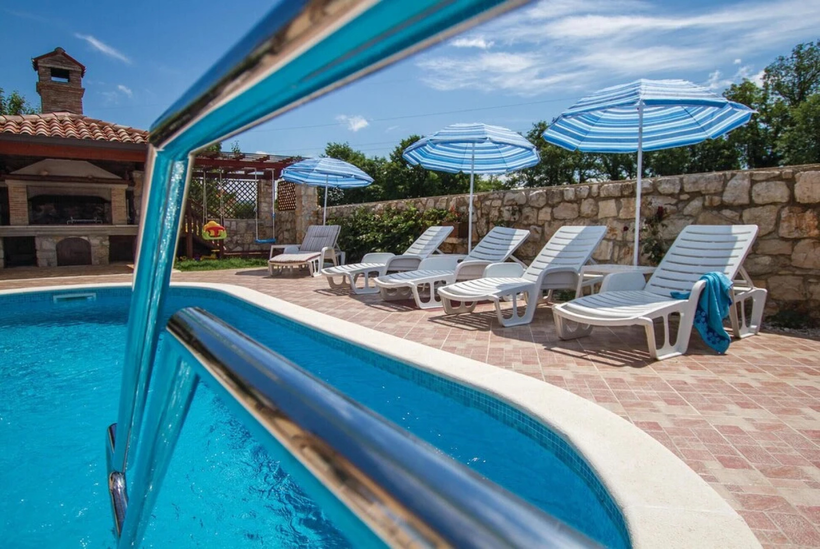 Amazing Home in Nedescina With Wifi and 5 Bedrooms