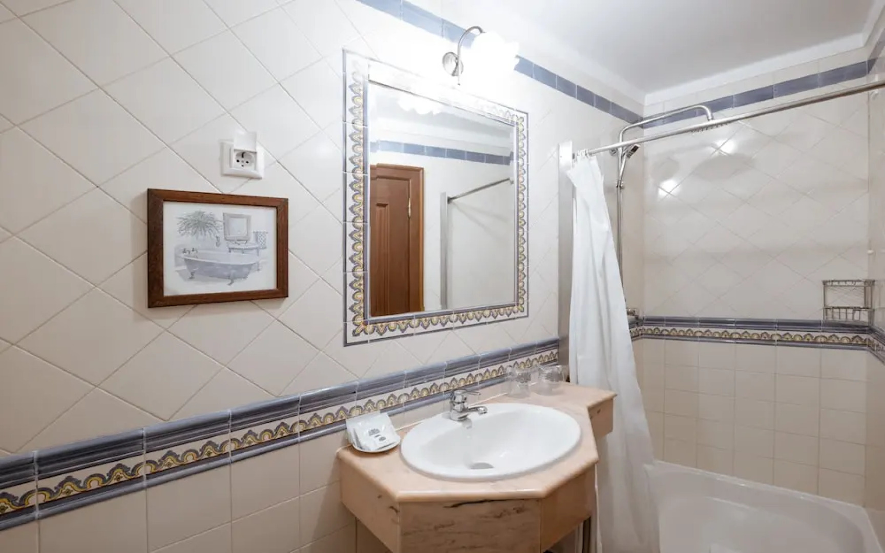 Casa de Sao Thiago d' Obidos