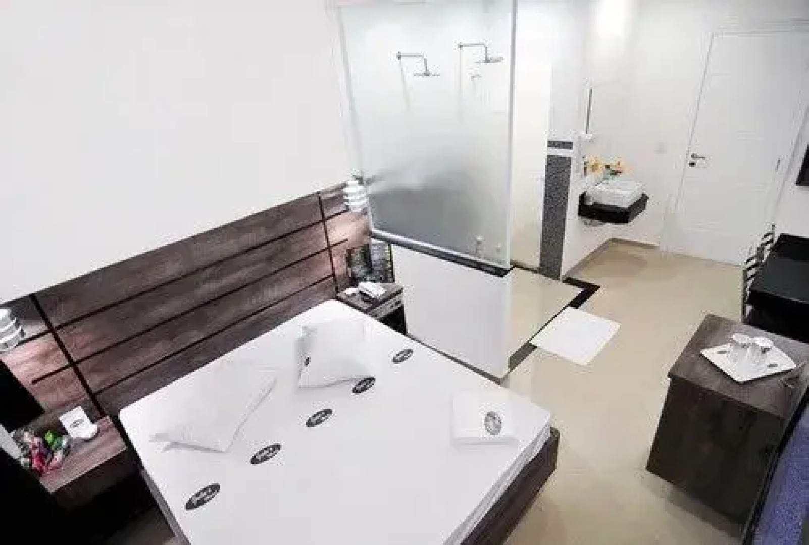 Motel Chocolat - Adults Only