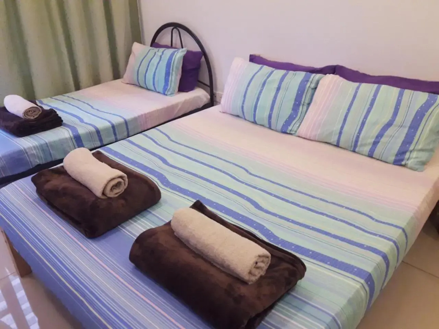 Austin Regency Pool View 6pax add2