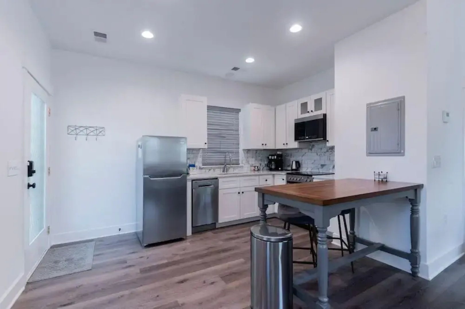 Charming Old Town Loft, Nestled in the Heart of Historic Bluffton, SC