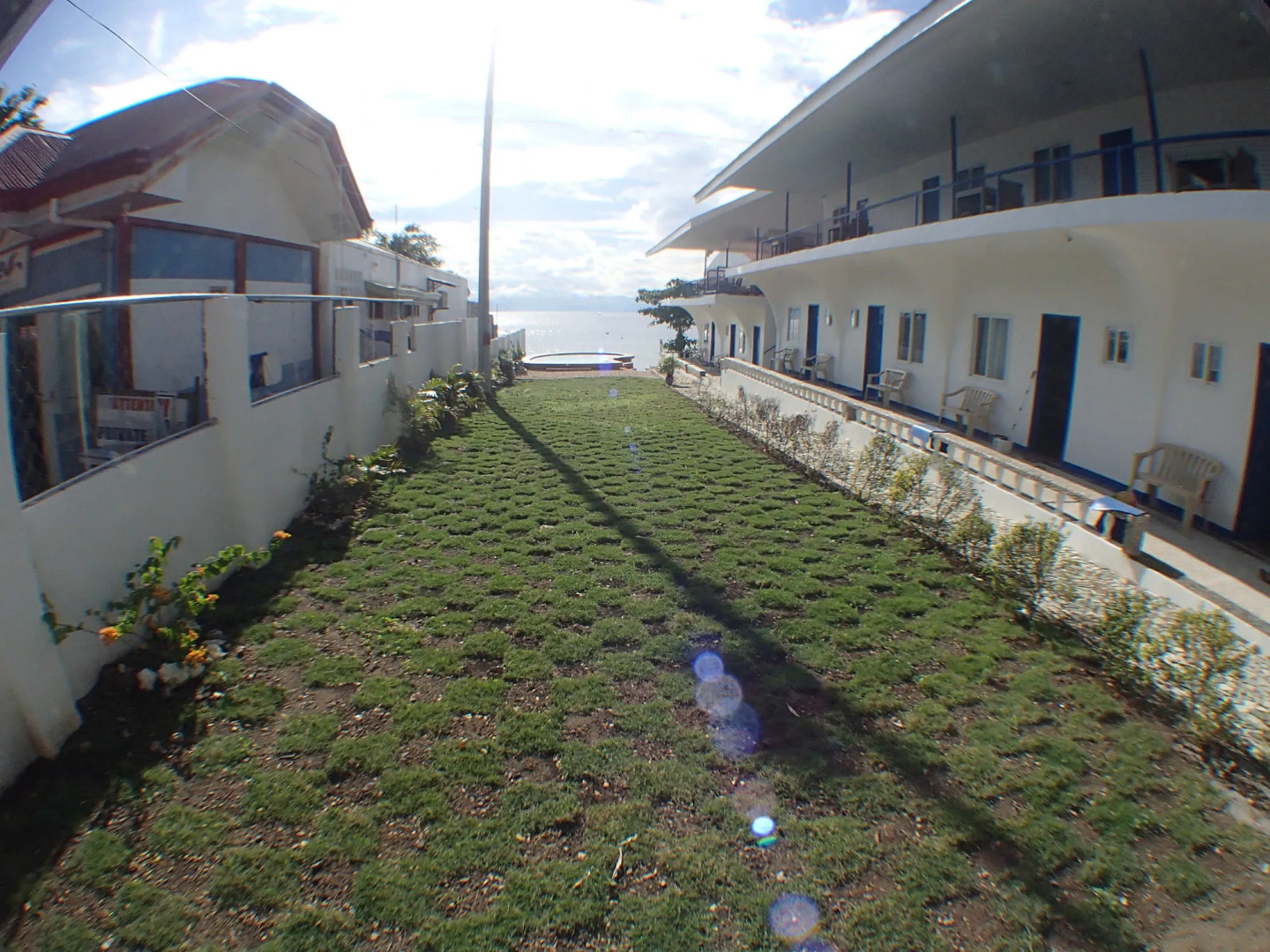 Pescadores Seaview Suites Moalboal