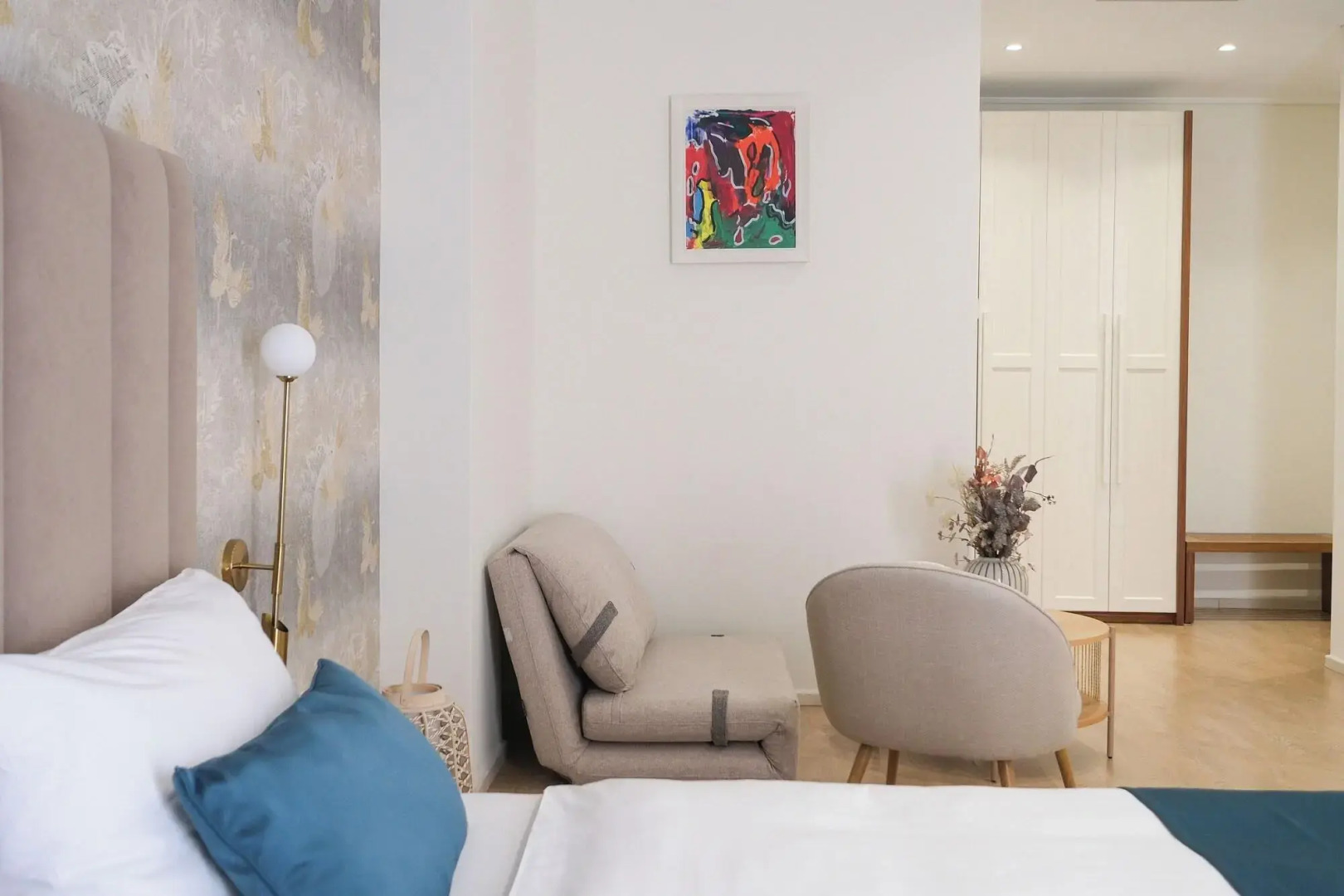 Golden City Hotel, Tirana