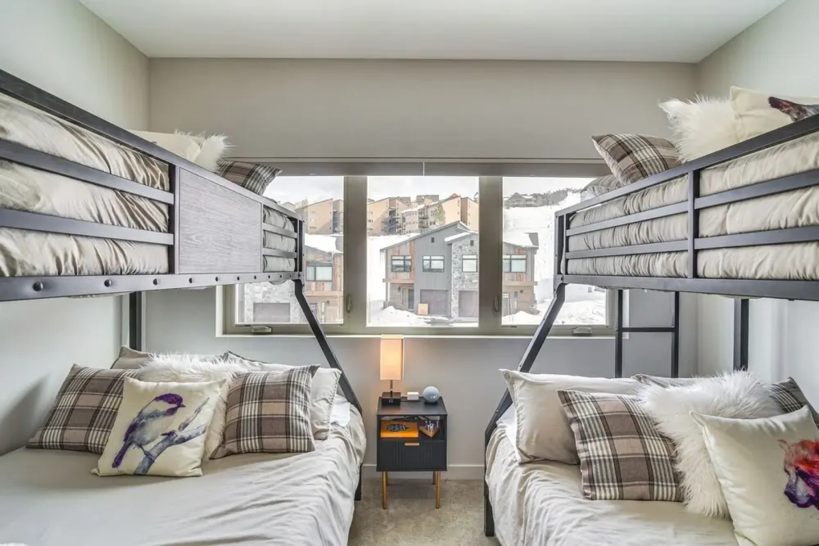 Granby Retreat w/ Community Pool: Ski-in/ski-out!