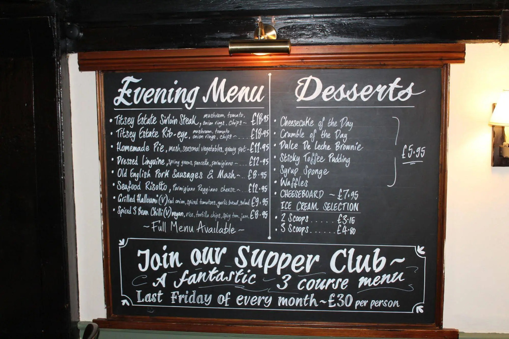 The Whyte Harte Hotel - Inn