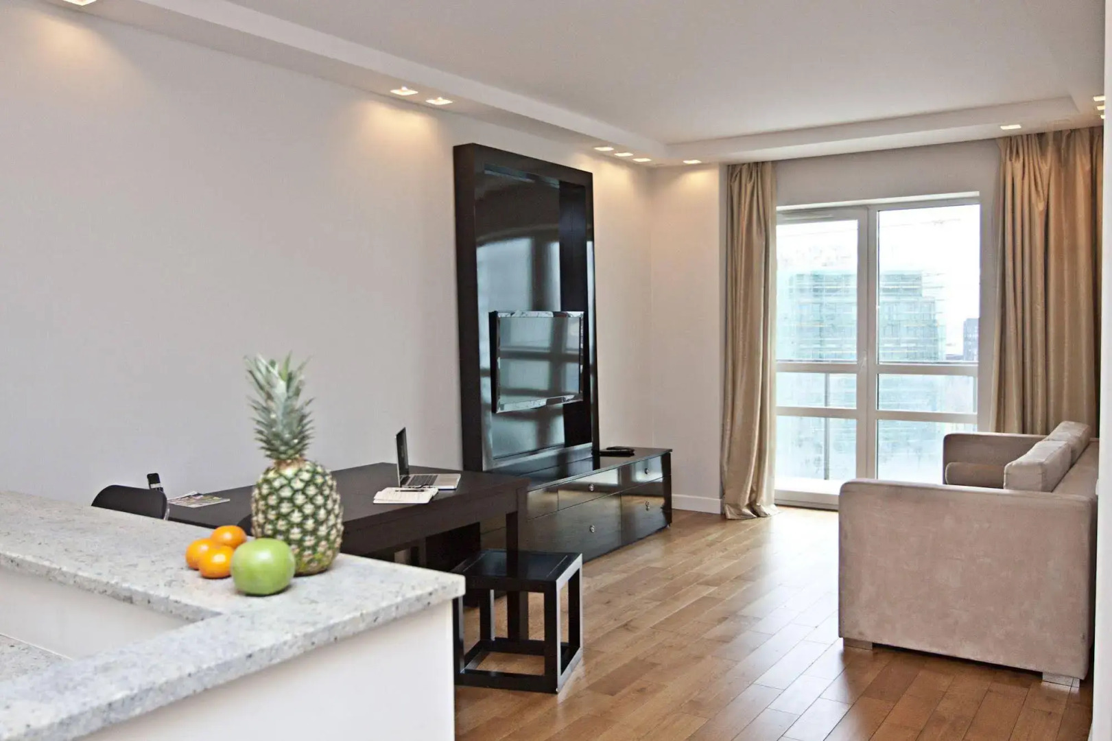 Platinum Towers Country 2 Country