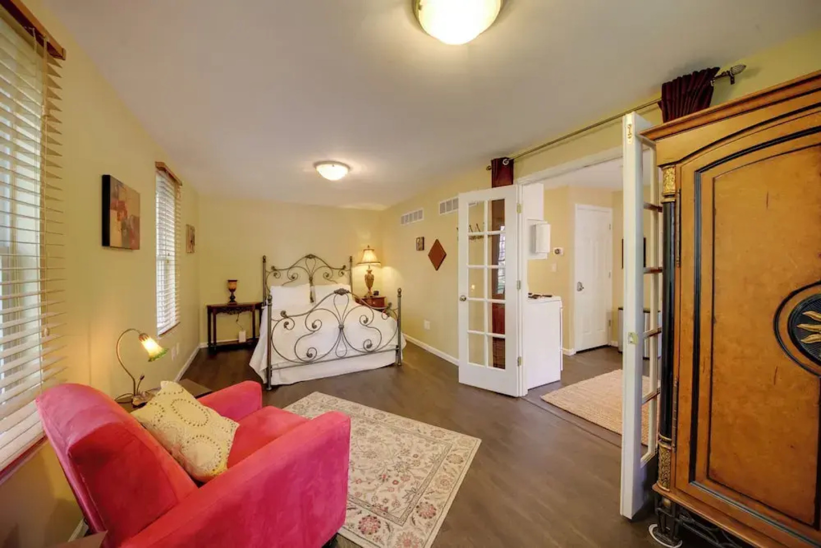 Quiet St Charles Cottage w/ Patio & 4 Acres