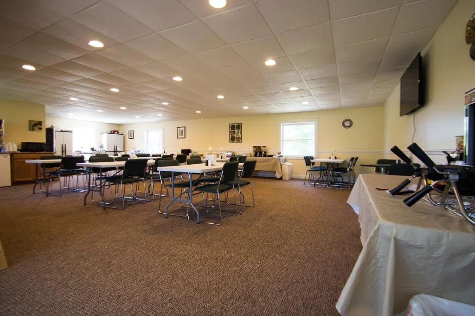 Flagship Inn and Suites