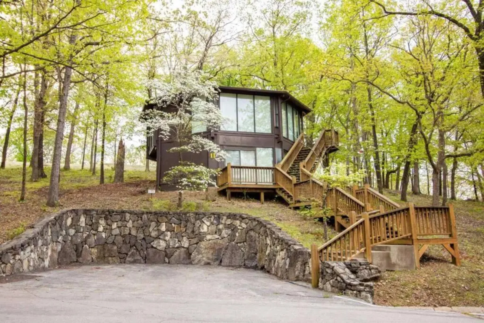 Unit 11-Treetop 2 Bedroom Villa