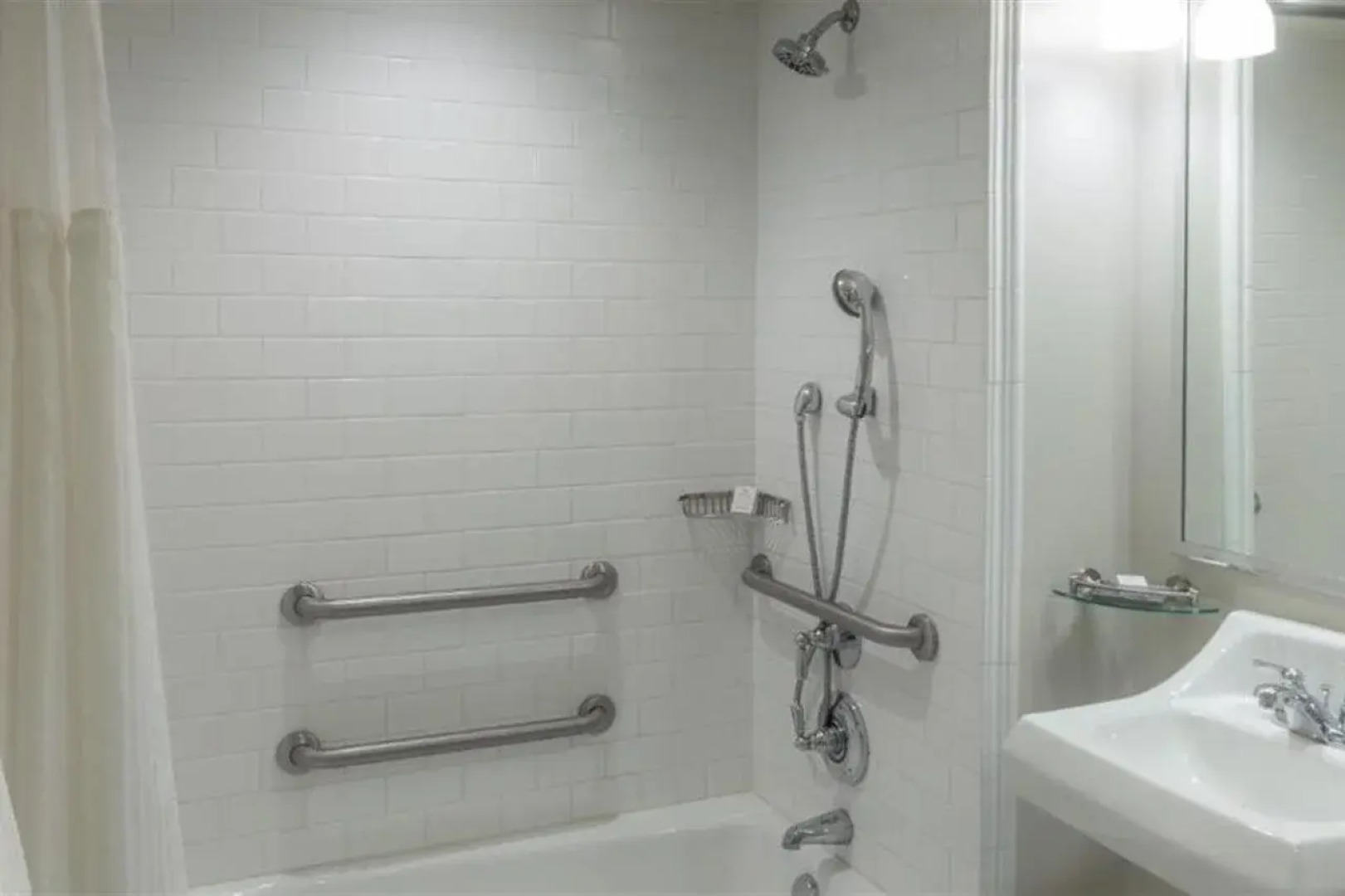 Portola Hotel & Spa at Monterey Bay