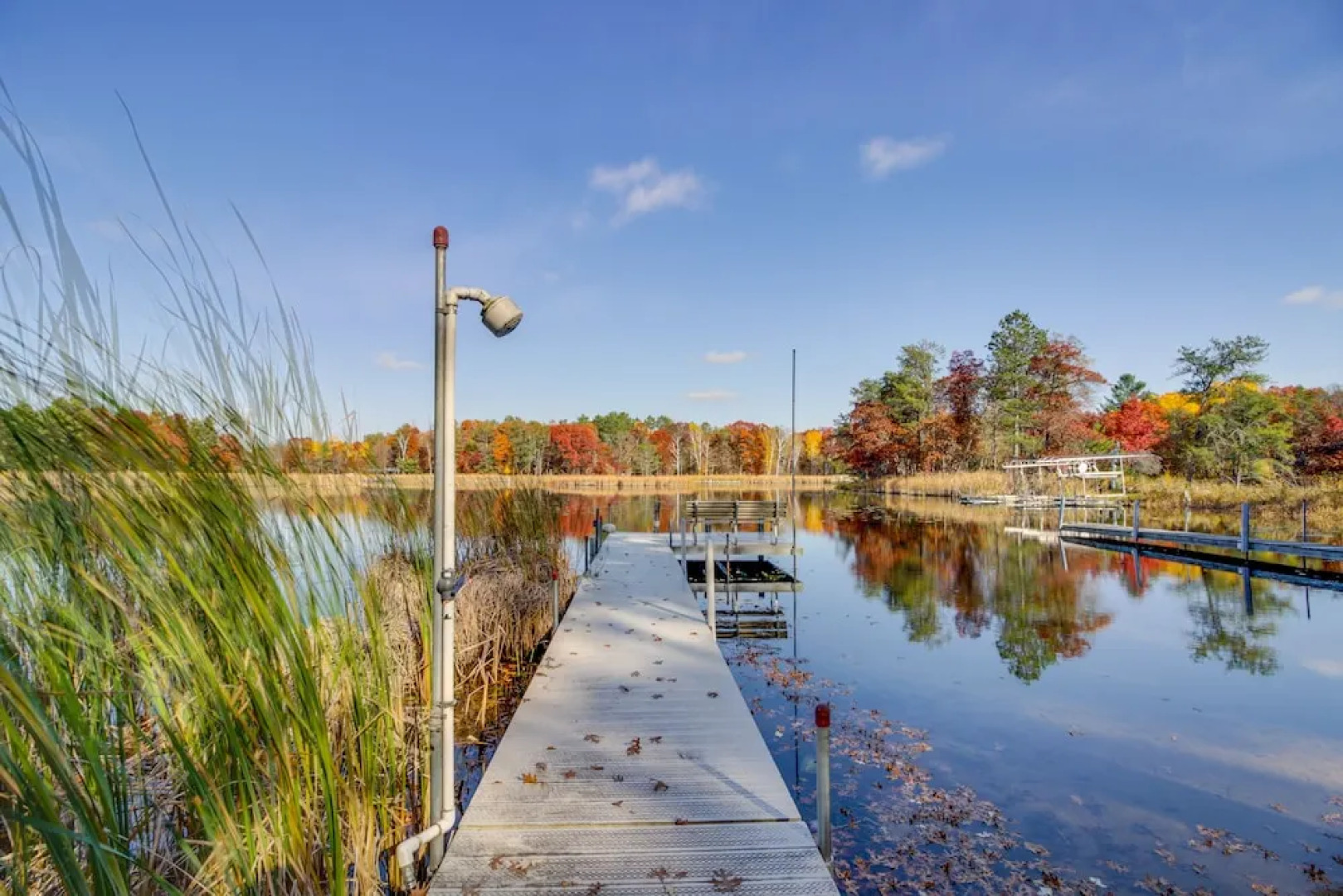 Spacious Cabin on Cross Lake: Treehouse & Sauna!