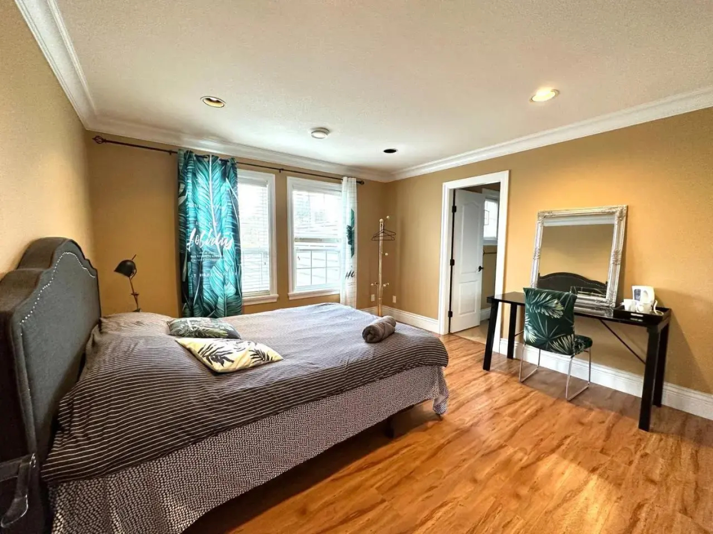 Vancouver Luxury Homestay
