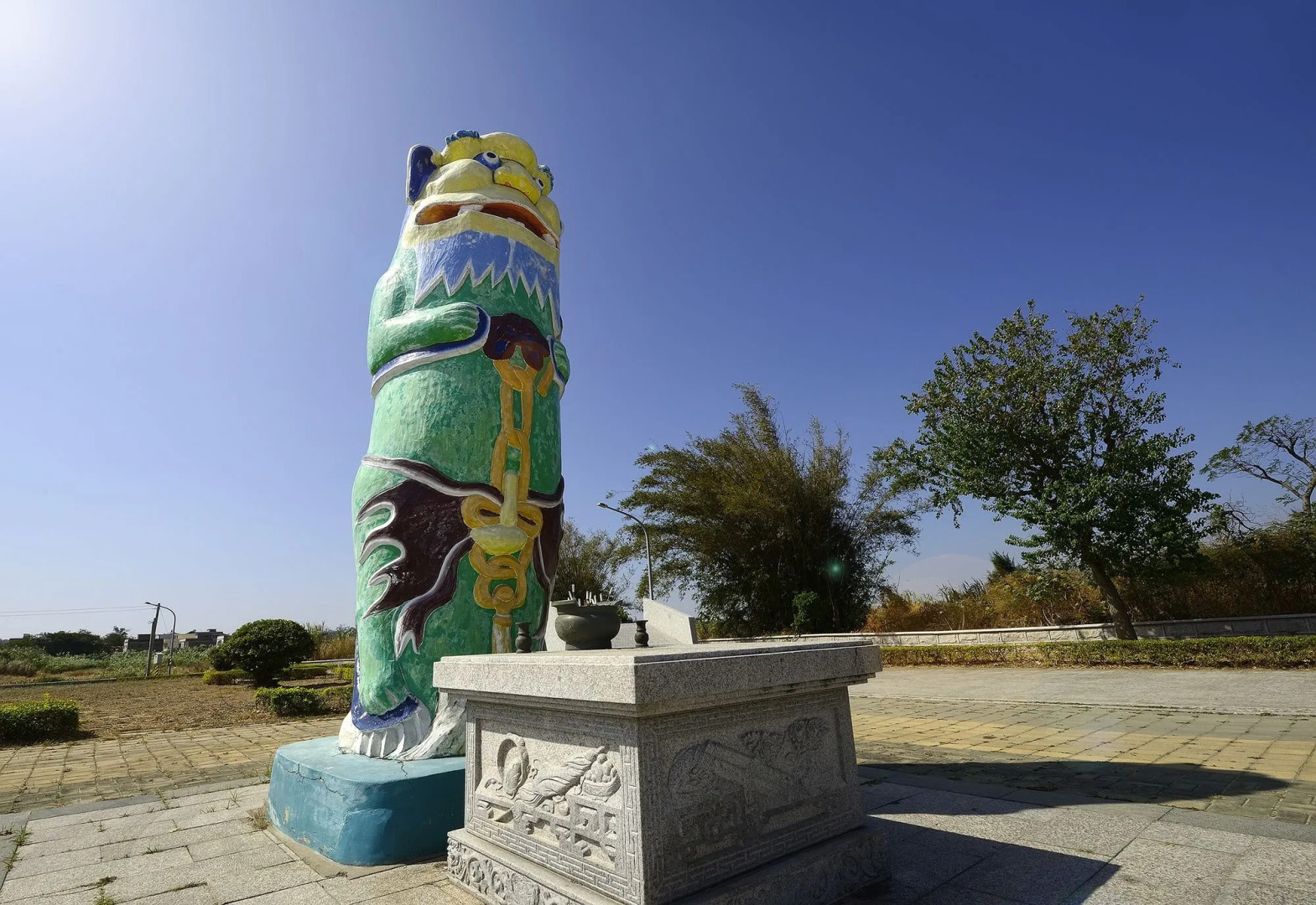 Jinsa Lakeside View Resort